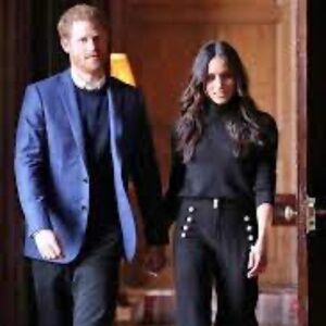 VERONICA BEARD Navy Wide-Leg Pants with Pearl Buttons size 4